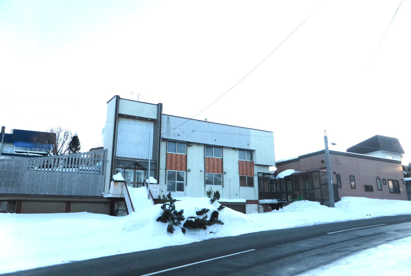 富岡2丁目（土地・建物）